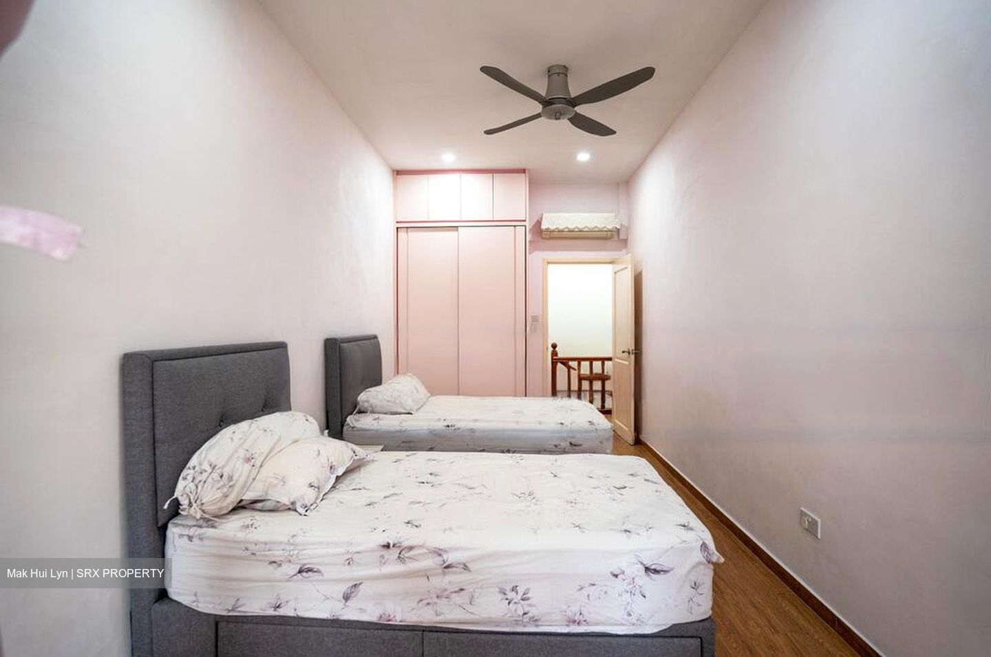 Joo Chiat Place (D15), Terrace #479868631